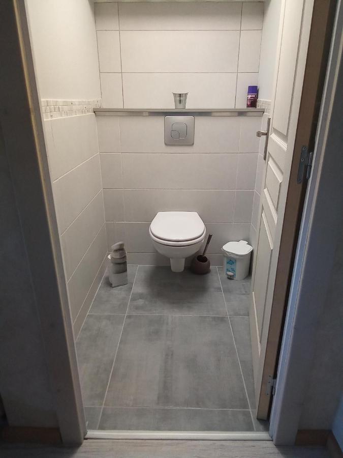 Logement De Charme Coinches Екстер'єр фото